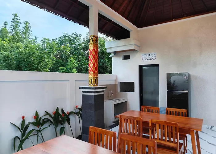 Puri Agastya Ungasan Hotel *